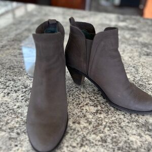 Lucky brand gray booties